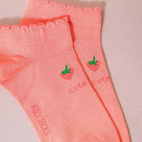 Dečije nazuvice sa slatkom jagodicom