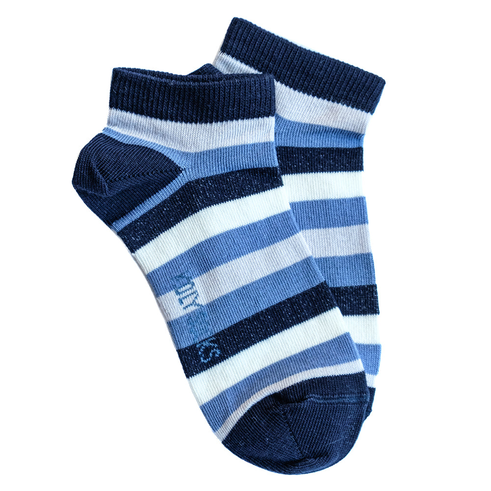 Navy striped ankle socks